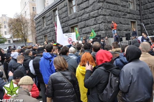 Марш свободы в Киеве 2018 за легализацию марихуаны